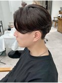 韓国マッシュ　センターパート　毛流れパーマ　メンズ