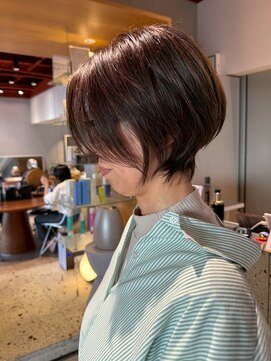 ナチュラル ヘアーデザイニング(Natural hair designing) 美人シルエットショート/前髪長めショート/大人ショートボブヘア