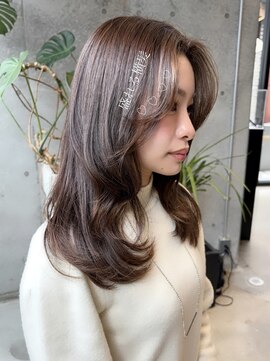 ラブクロムトーキョー オモテサンドウ(LOVECHROME OMOTESANDO) ベージュブラウンの盛れる横髪☆イメチェンレイヤーカット