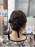 お呼ばれヘアに人気のシニヨンヘア♪