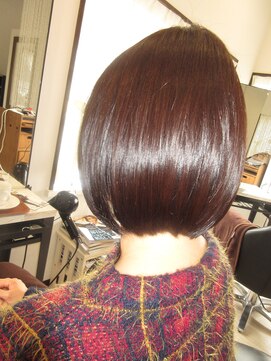 コア フィール ア デイ(COIFFURE A DAY) 【見附今町M3D】ふわっとボブ