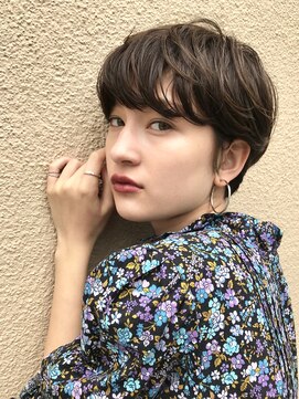 ロイジー(roijir) 【roijir 表参道】ハンサムショート☆オリーブベージュ