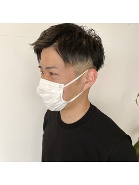 ザ ラボ アングゥ(The Labo ungu) アップバングショート