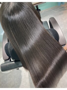 リスタート 表参道 外苑前(Re:start) 髪質改善ヘアエステ/縮毛矯正/ストレート/イメチェン/フェミニン