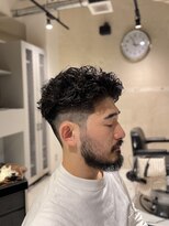 フランクスバーバー アンド ビアークラブ(FRANK'S BARBER and BEER CLUB)&nbsp;フェードパーマ