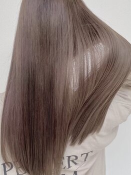ジゼル 六本松(GiseL)の写真/[縮毛矯正+カット¥11000]ダメージレスで柔らかく艶のあるサラサラヘアが手に入る!ナチュラルな仕上がりが◎
