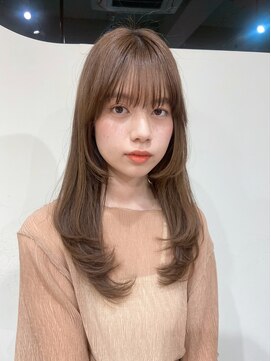 エレン 池袋(ElEn.) 顔タイプ診断×骨格診断で似合わせ内巻きロングに☆髪質改善