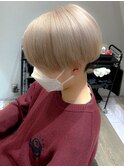 センターパート×ホワイトミルクティー
