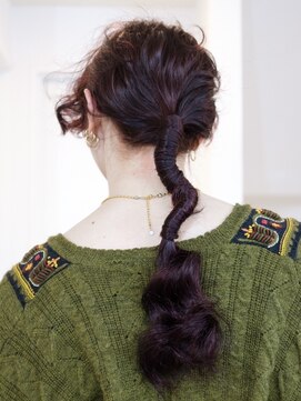 ミーム 原宿 表参道(meme) 豆の木ヘア　編みおろし　ローポニー