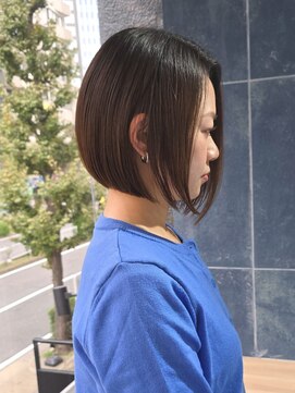 バイエイト(X8) 前下がりボブ 『小川』