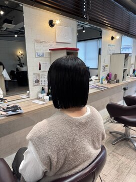 コワファースト長崎シャンプーボーイ 2nd(COIFF1RST 長崎 SHAMPOO BOY) まるみボブ ショートボブ ミニボブ