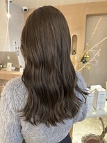 ユッカ 梅田(YUCCA)&nbsp;【 YUCCA 】大人可愛い20代30代40代 ミディアム/レイヤーカット