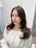 ラクシア(LucxiA)&nbsp;韓国ヘア/レイヤーカット/顔まわりカット/Instagram @ken__gucci