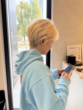 セラ(cella) ハイトーンショート/ブリーチ/【岡村大介】