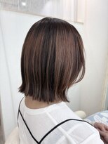 ウミネコ美容室(Umineko美容室) アンブレラカラーのピンクベージュボブ