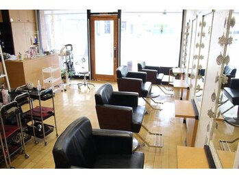 HAIRSALON cil【ヘアーサロンスィル】