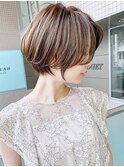 大人可愛い耳かけショートボブフォギーベージュ【江角力也】