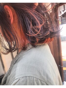 キセツ(ki se tsu) オレンジインナーカラーと外ハネボブ