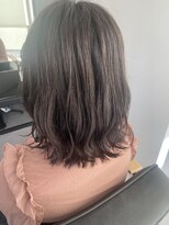 ベル(beLLe.)&nbsp;艶感 シルバーアッシュ インナー パープル ブリーチ