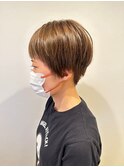 艶髪ショートスタイル