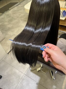 ブレンドバイハピネス(Blend by happiness) ブラウン×髪質改善トリートメント