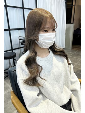 ネウィ 梅田(newi) Olive beige color 【saki】