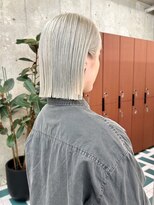 ノエ(noe)&nbsp;切りっぱなしボブ×ハイトーンカラーC6