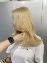 ホリー(HOLLY)&nbsp;抜きっぱなしブロンド