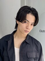 クロト(Clotho) センターパートウルフ/波巻きツイストスパイラルメンズカット