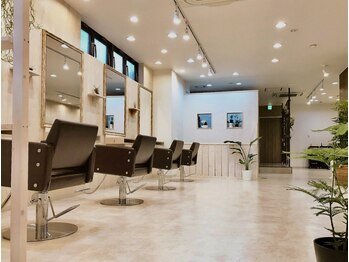 THE SIRA 市川南店 【ザ シラ】