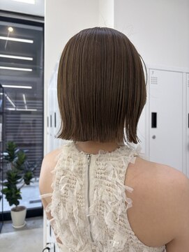 サンド 大阪梅田(sand) @eri_sand_ 奥行きショート/ハイライト/くびれヘア/大阪梅田