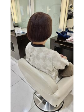 ヘア&エステ ヒロイン 西武池袋店 丸みショートボブ