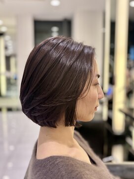 エアー 銀座タワー(AIR) きれいな流れの上品ボブ　　藤本麻衣