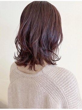 トップヘアー アヴェニュー 刈谷(TOPHAIR Avenue) 春はパーマでイメージチェンジ