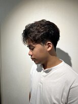 ヴィジュアリスト(VISUALIST)&nbsp;フェードツーブロック　メンズパーマ