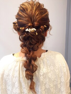 ネオリーブアイム 横浜西口店(Neolive aim) ニュアンスウェーブの編みおろし