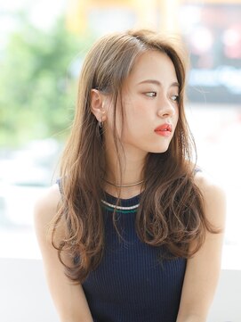 クラン(CLAN) ロングxハニーヘア