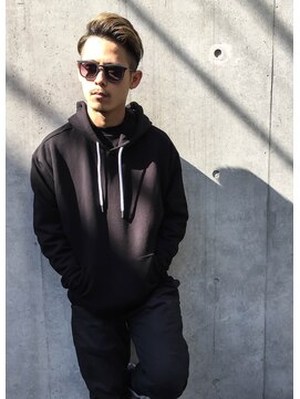 トルネード(TORNADO) 大人外国人風ハイライト アップバングツーブロック刈り上げ