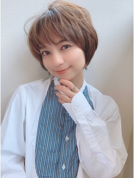 マリアバイアフロート(Maria by AFLOAT) アッシュブラウン厚めバング毛先パーマ外ハネひし形ボブ