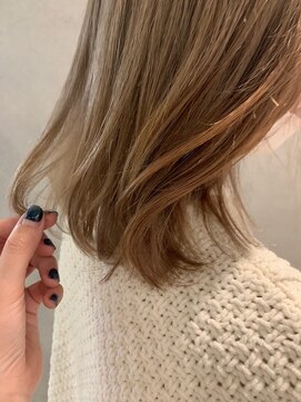 ドゥニカ(donica) ハイトーンベージュ20代30代