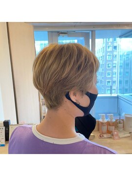 シュシュ(chouchou) ミルクティーベージュ×ハンサムショート