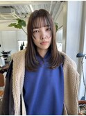 セミロング／グレージュ
