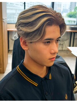 エルマーク 神戸三宮(L-MARK) バレイヤージュブリーチダブルカラーハイライトメッシュブリーチ