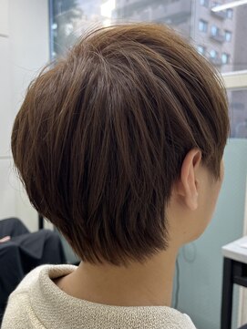 フイ 恵比寿(Hui) 柔らかい色味のカラー