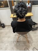 ゆるふわバックシニヨン