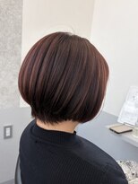 トッカ 茨木(tocca)&nbsp;大人のためのショートボブ×ローズレッド