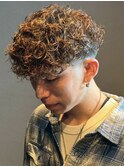 スパイラルパーマ スペインカール ツーブロック 20代 天文館