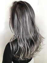 アフィナー(Afinar)&nbsp;【横浜/Afinar】ブリーチオンカラー全開★×プラチナカラー