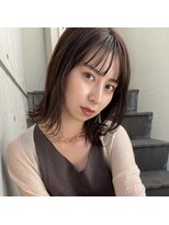 アトリエ フェム(atelier.fem) ラフなツヤ感ミディアムスタイル