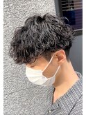 【標準】波巻きパーマ黒髪マッシュスタイル MENSFEEL東梅田店